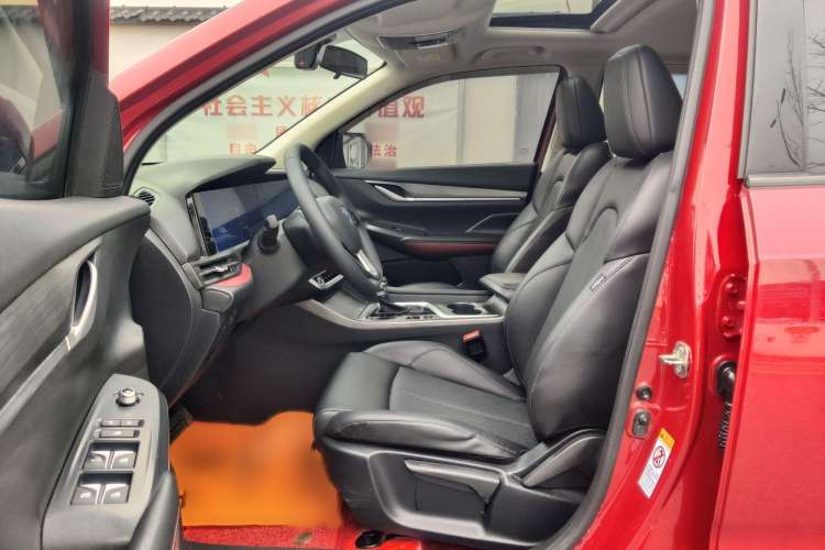 Used CHANGAN CS55PLUS 2020 1.5T Automatic Colorful Model Interior 5