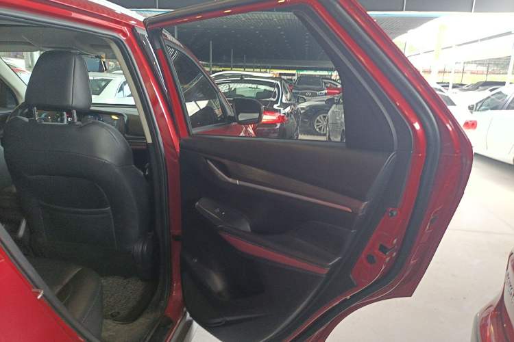 Used CHANGAN CS55PLUS 2020 1.5T Automatic Colorful Model Interior 6