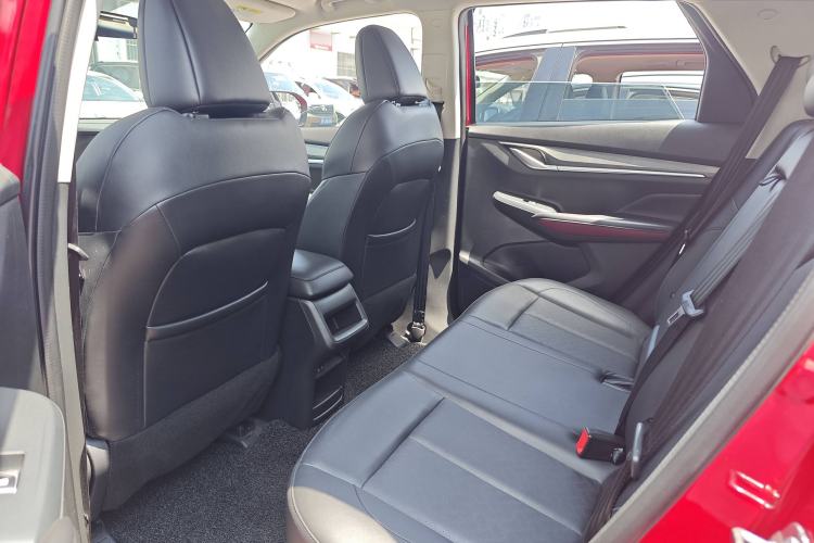 Used CHANGAN CS55PLUS 2020 1.5T Automatic Colorful Model Interior 6