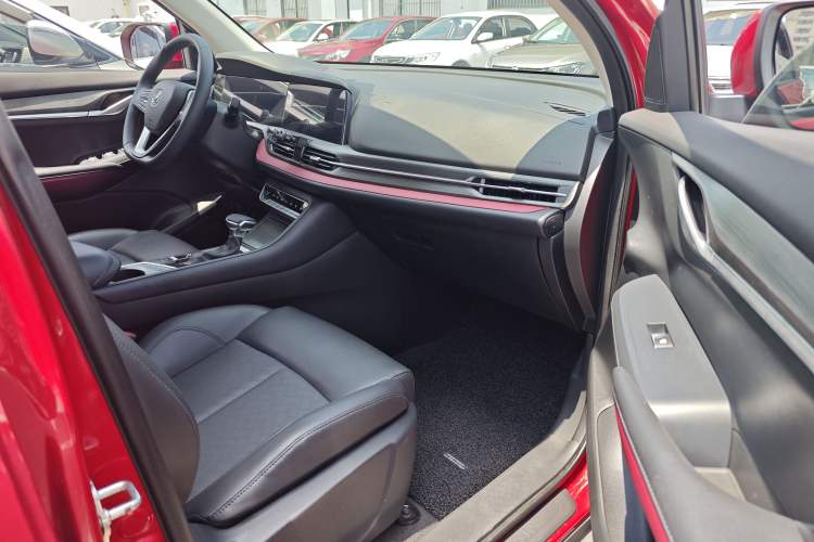 Used CHANGAN CS55PLUS 2020 1.5T Automatic Colorful Model Interior 9
