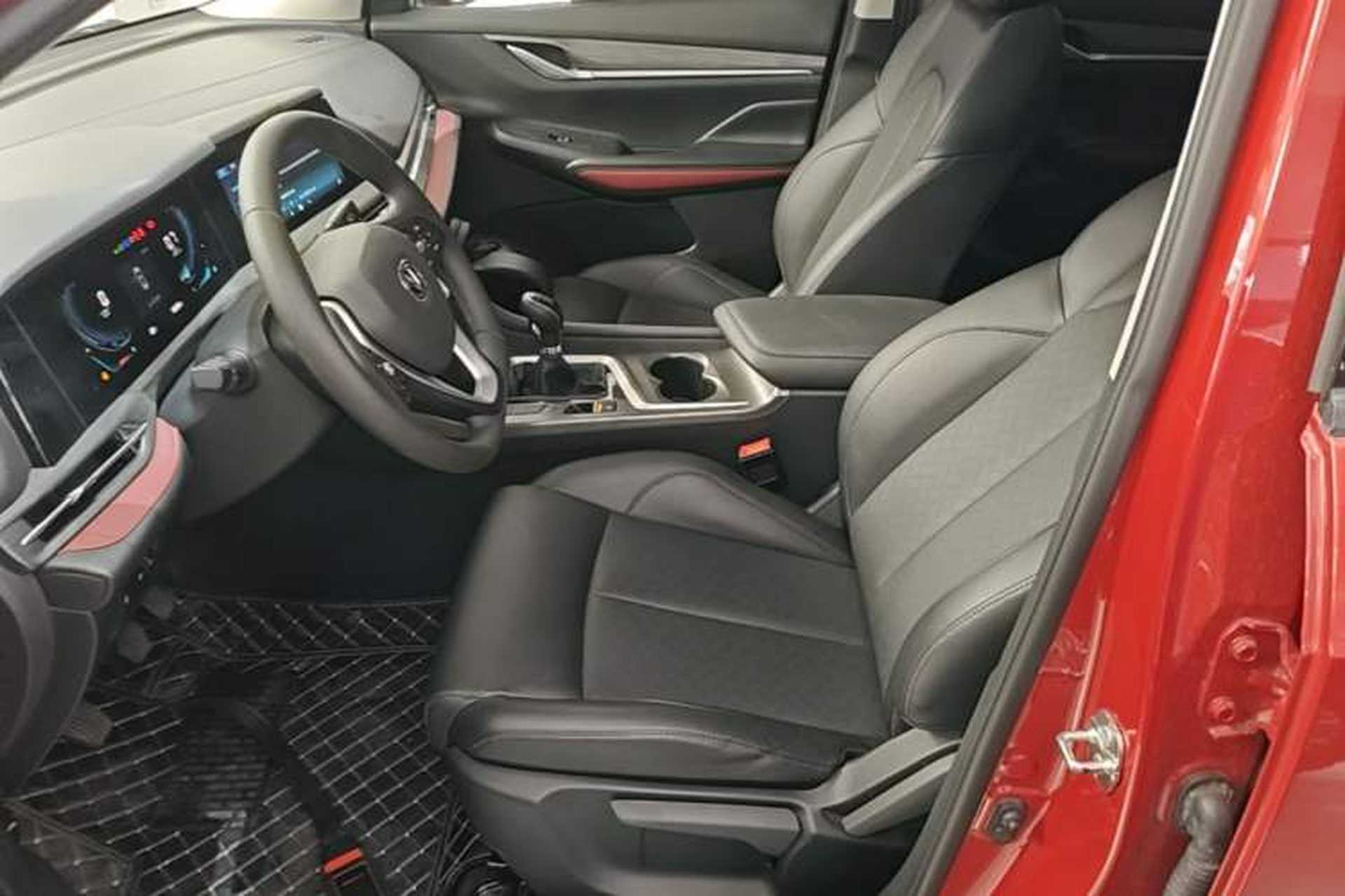 Used CHANGAN CS55PLUS 2020 1.5T Manual Colorful Model Left Front Seat