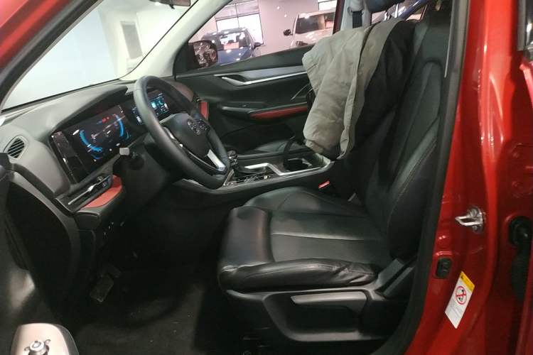 Used CHANGAN CS55PLUS 2020 1.5T Automatic Colorful Model Left Front Seat