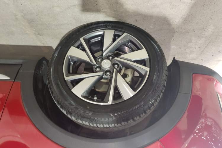 Used CHANGAN CS55PLUS 2020 1.5T Automatic Xuan Dong Edition Left Front Wheel Hub