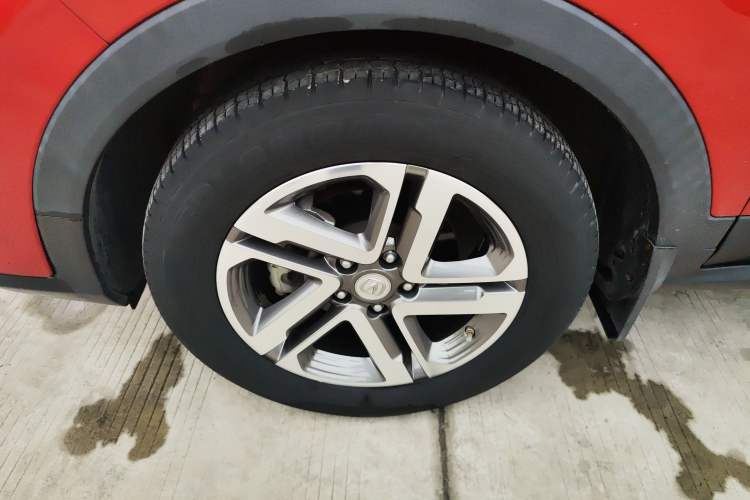 Used CHANGAN CS55PLUS 2020 1.5T Automatic Colorful Model Left Front Wheel Hub