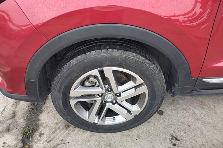 Used CHANGAN CS55PLUS 2020 1.5T Manual Colorful Model Left Front Wheel Hub