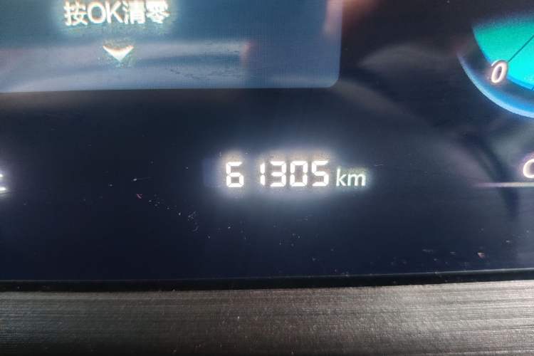 Used CHANGAN CS55PLUS 2020 1.5T Automatic Colorful Model Odometer Close Up