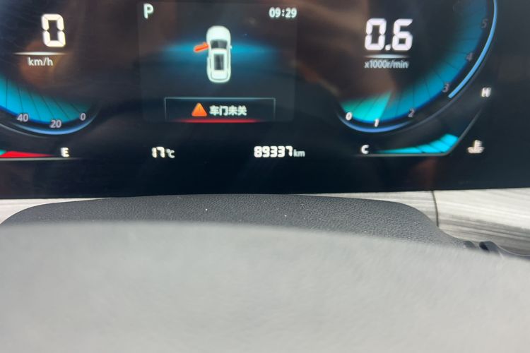 Used CHANGAN CS55PLUS 2020 1.5T Automatic Colorful Model Odometer Close Up