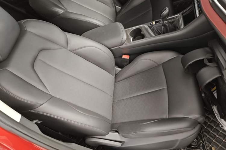Used CHANGAN CS55PLUS 2020 1.5T Manual Colorful Model Right Front Seat
