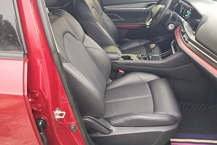 Used CHANGAN CS55PLUS 2020 1.5T Manual Colorful Model Right Front Seat