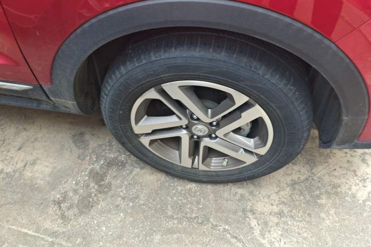 Used CHANGAN CS55PLUS 2020 1.5T Automatic Colorful Model Right Front Wheel Hub