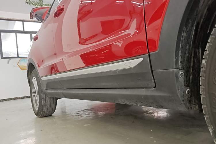 Used CHANGAN CS55PLUS 2020 1.5T Manual Colorful Model Right Side Sill