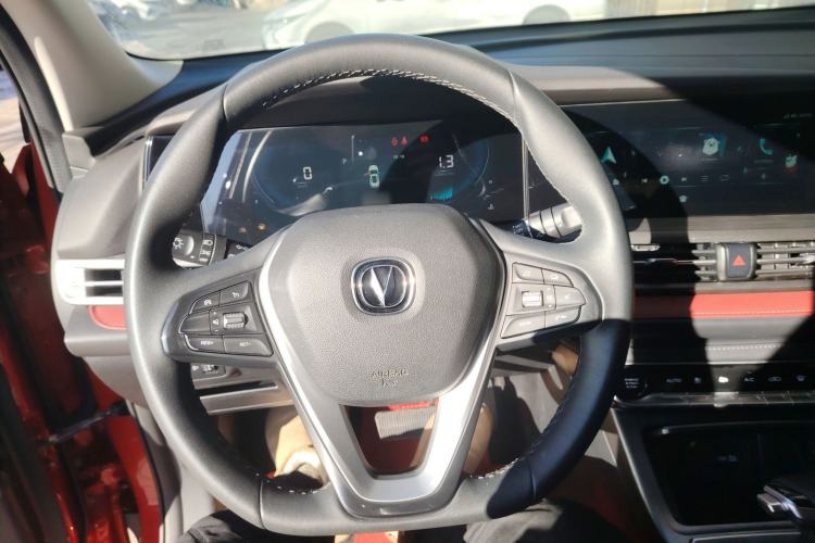 Used CHANGAN CS55PLUS 2020 1.5T Automatic Colorful Model Steering Wheel