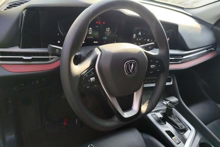 Used CHANGAN CS55PLUS 2020 1.5T Automatic Colorful Model Steering Wheel