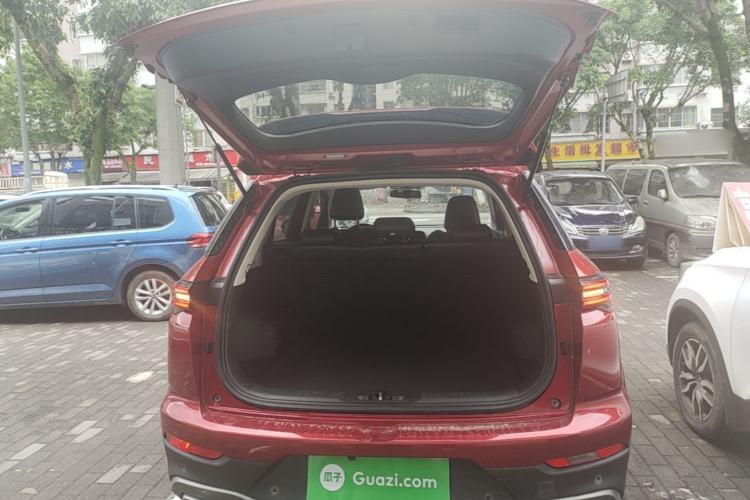 Used CHANGAN CS55PLUS 2020 1.5T Manual Colorful Model Trunk