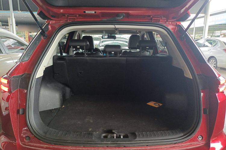 Used CHANGAN CS55PLUS 2020 1.5T Automatic Colorful Model Trunk
