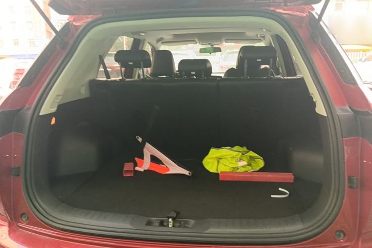 Used CHANGAN CS55PLUS 2020 1.5T Automatic Colorful Model Trunk