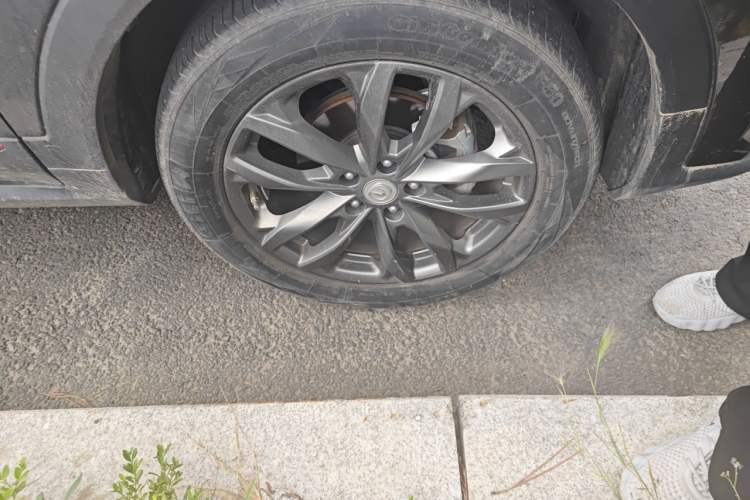 Used CHANGAN CS55PLUS 2020 1.5T Automatic Colorful Model Right Front Wheel Hub