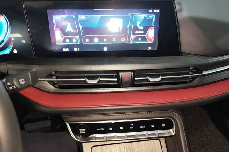 Used CHANGAN CS55PLUS 2020 1.5T Automatic Colorful Model Audio And AC Panel