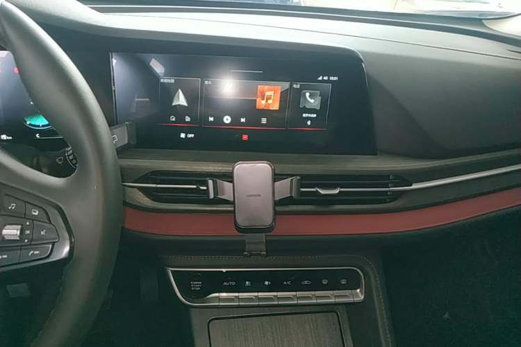 Used CHANGAN CS55PLUS 2020 1.5T Automatic Colorful Model Audio And AC Panel