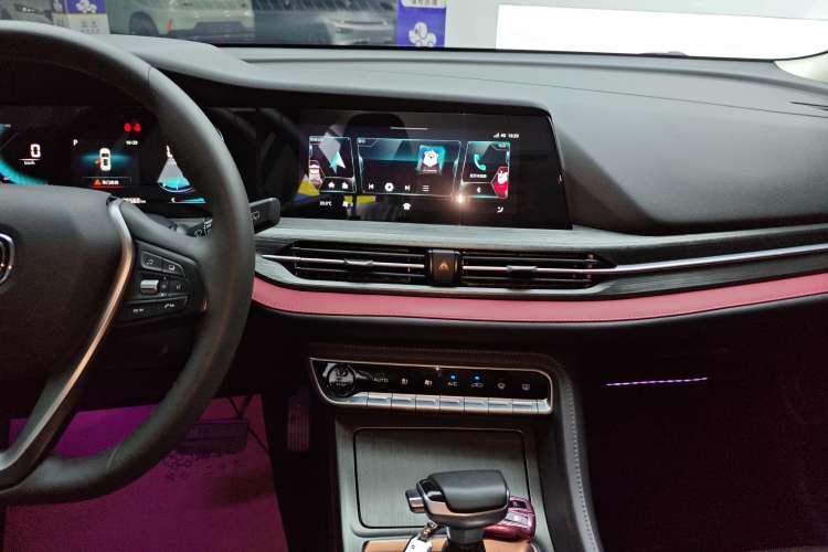 Used CHANGAN CS55PLUS 2020 1.5T Automatic Colorful Model Audio And AC Panel