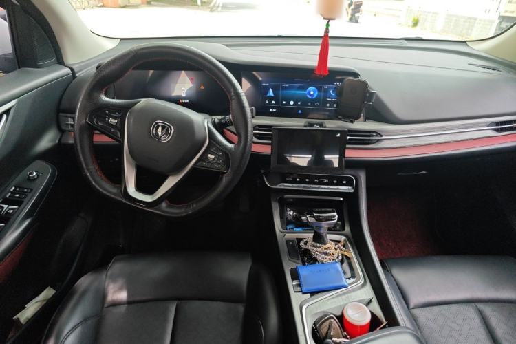 Used CHANGAN CS55PLUS 2020 1.5T Automatic Colorful Model Center Console