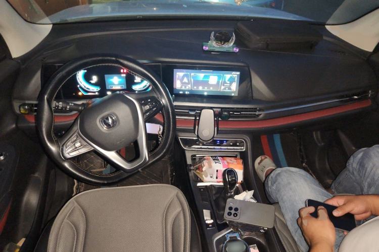 Used CHANGAN CS55PLUS 2020 1.5T Manual Colorful Model Center Console