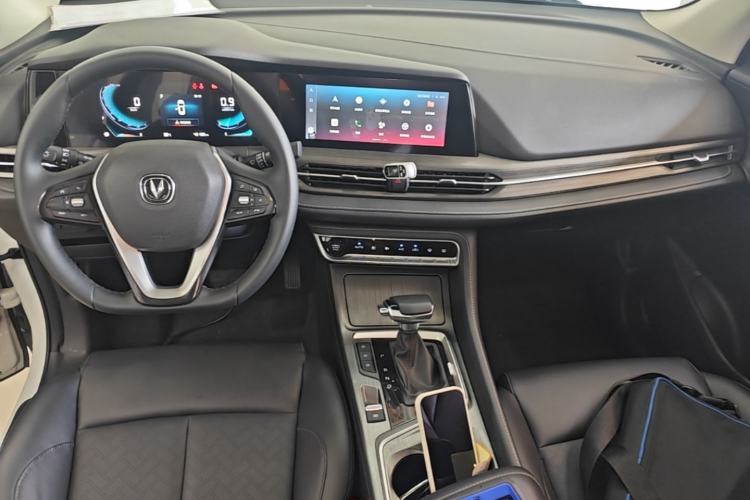Used CHANGAN CS55PLUS 2020 1.5T Automatic Xuan Dong Edition Center Console
