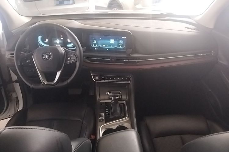 Used CHANGAN CS55PLUS 2020 1.5T Automatic Colorful Model Center Console