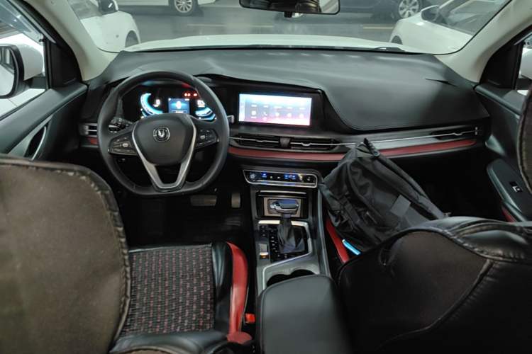 Used CHANGAN CS55PLUS 2020 1.5T Automatic Xuan Dong Edition Center Console