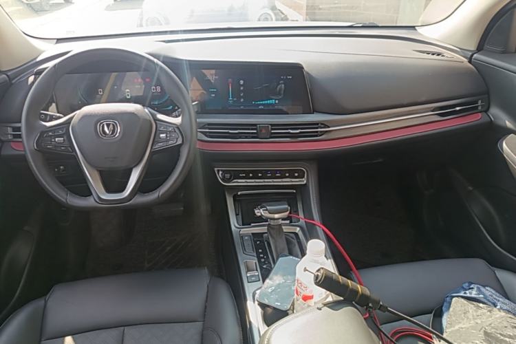 Used CHANGAN CS55PLUS 2020 1.5T Automatic Colorful Model Center Console