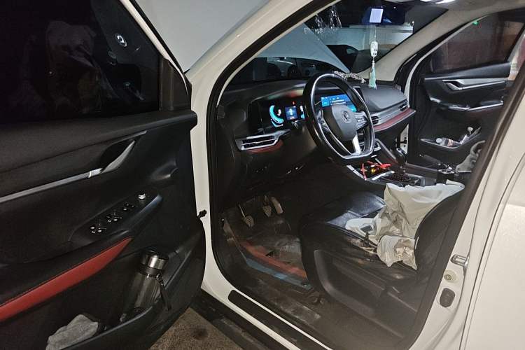Used CHANGAN CS55PLUS 2020 1.5T Manual Colorful Model Driver Seat