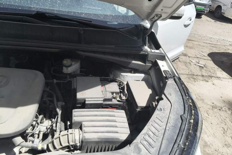 Used CHANGAN CS55PLUS 2020 1.5T Automatic Colorful Model Engine Bay Left