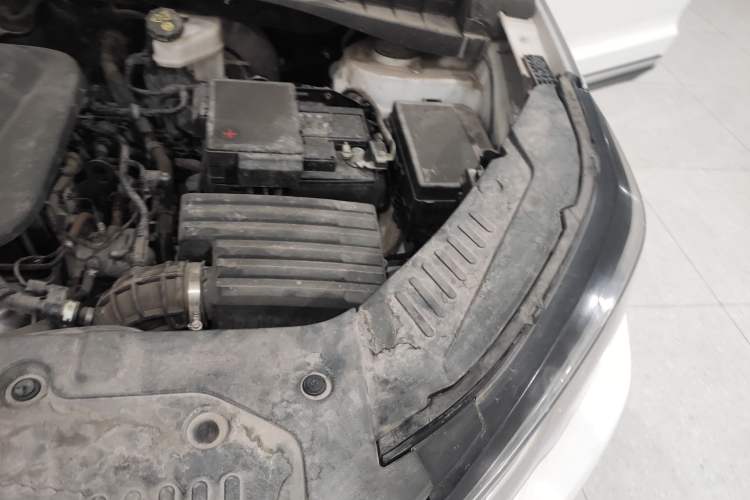 Used CHANGAN CS55PLUS 2020 1.5T Automatic Colorful Model Engine Bay Left