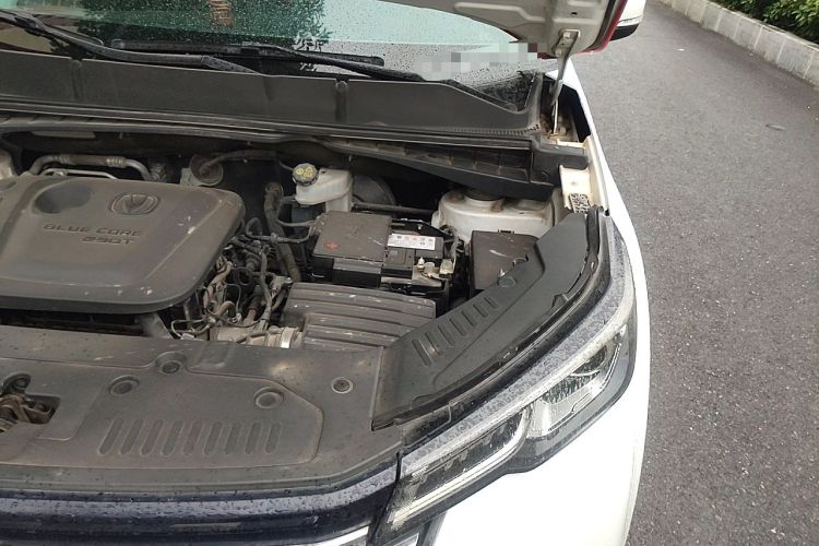 Used CHANGAN CS55PLUS 2020 1.5T Manual Colorful Model Engine Bay Left