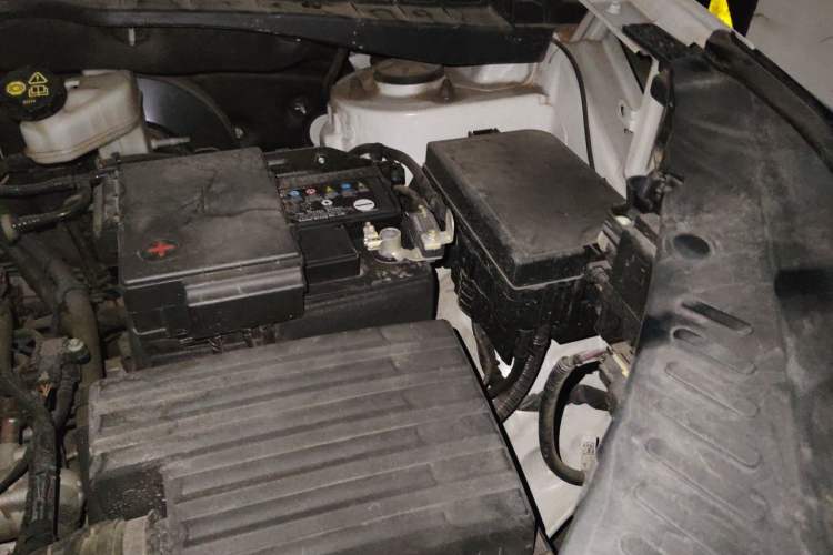 Used CHANGAN CS55PLUS 2020 1.5T Automatic Colorful Model Engine Bay Left