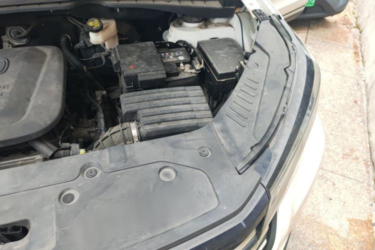 Used CHANGAN CS55PLUS 2020 1.5T Automatic Colorful Model Engine Bay Left