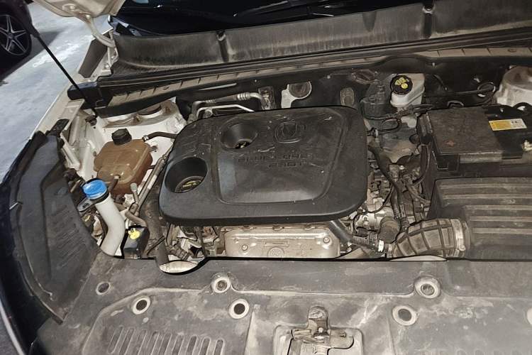 Used CHANGAN CS55PLUS 2020 1.5T Manual Colorful Model Engine Bay Right