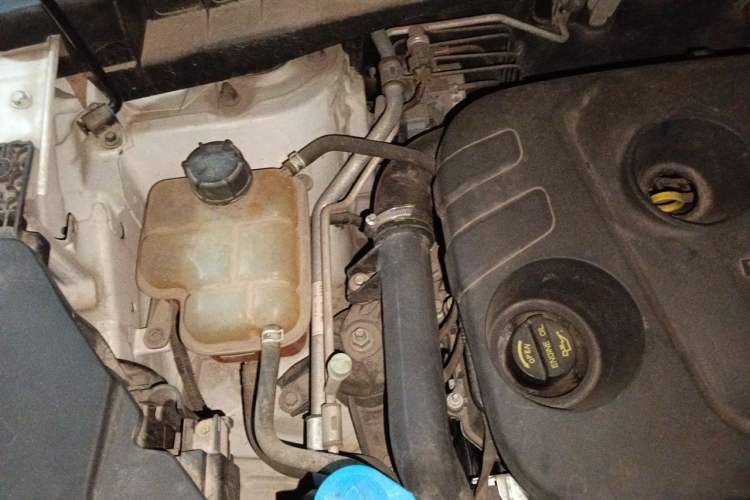 Used CHANGAN CS55PLUS 2020 1.5T Automatic Colorful Model Engine Bay Right