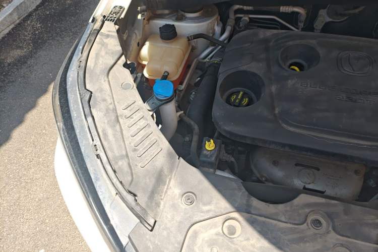 Used CHANGAN CS55PLUS 2020 1.5T Automatic Colorful Model Engine Bay Right