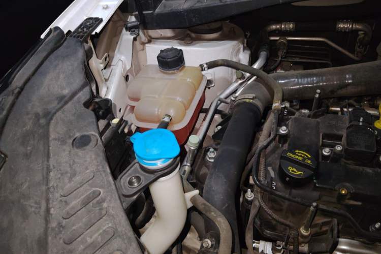 Used CHANGAN CS55PLUS 2020 1.5T Automatic Colorful Model Engine Bay Right