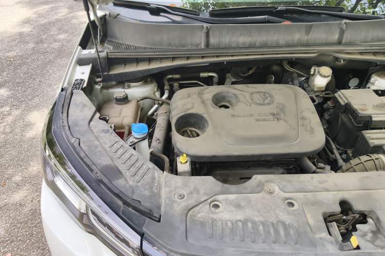 Used CHANGAN CS55PLUS 2020 1.5T Automatic Colorful Model Engine Bay Right
