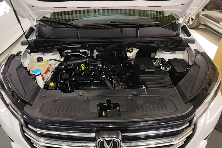 Used CHANGAN CS55PLUS 2020 1.5T Automatic Colorful Model Engine Bay