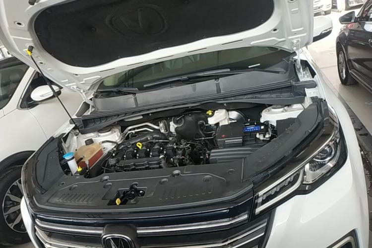 Used CHANGAN CS55PLUS 2020 1.5T Automatic Colorful Model Engine Bay