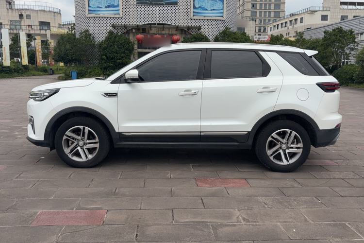 Used CHANGAN CS55PLUS 2020 1.5T Manual Colorful Model Exterior 2