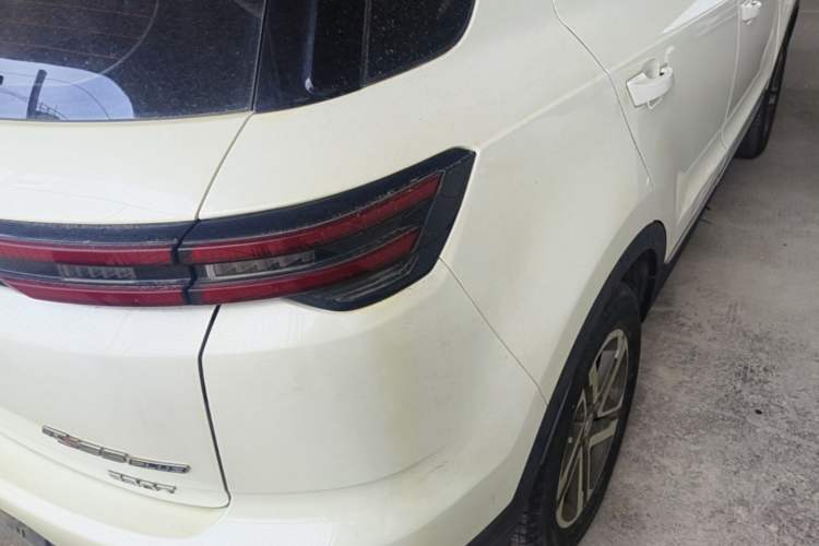Used CHANGAN CS55PLUS 2020 1.5T Automatic Colorful Model Exterior 3