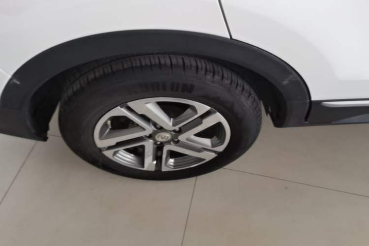 Used CHANGAN CS55PLUS 2020 1.5T Manual Colorful Model Exterior 5