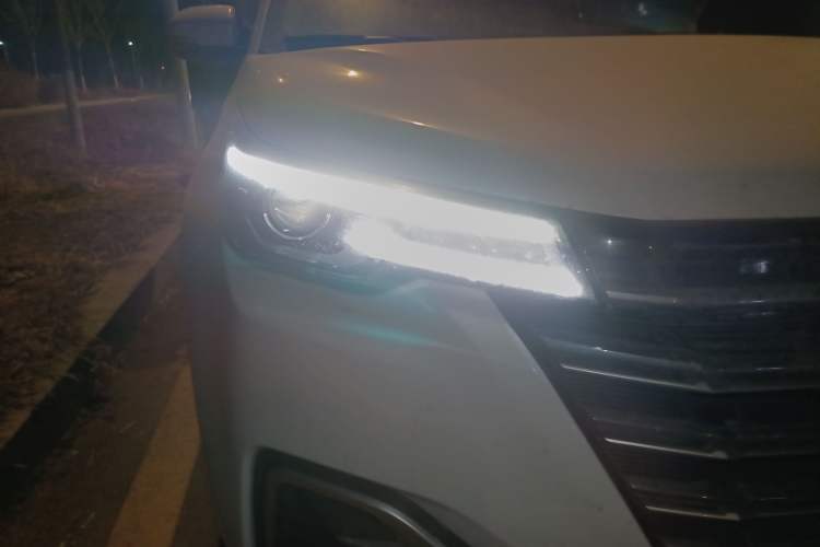 Used CHANGAN CS55PLUS 2020 1.5T Manual Colorful Model Exterior 6
