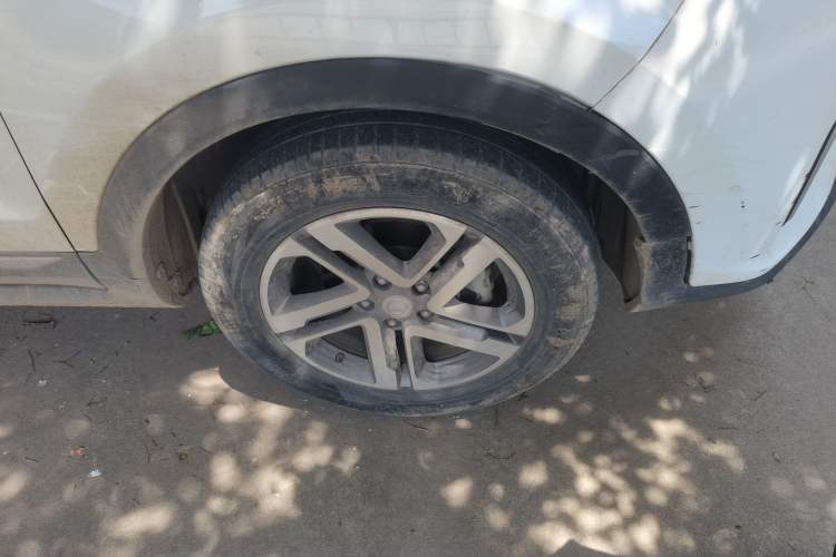 Used CHANGAN CS55PLUS 2020 1.5T Manual Colorful Model Exterior 7