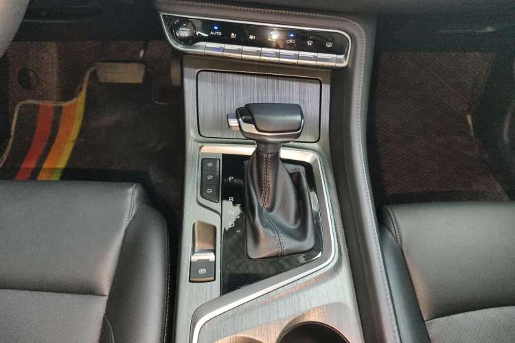 Used CHANGAN CS55PLUS 2020 1.5T Automatic Xuan Dong Edition Gear Lever