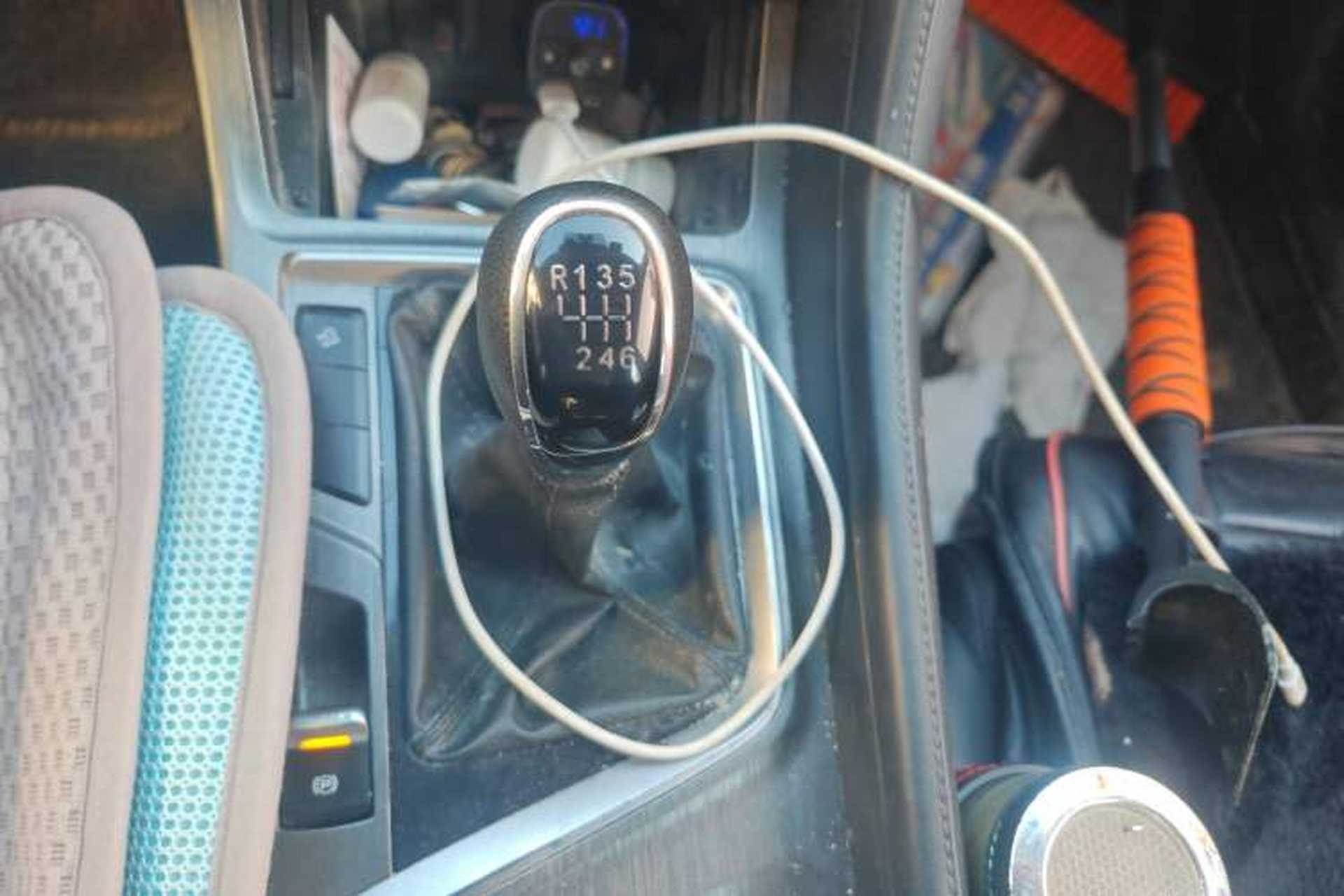 Used CHANGAN CS55PLUS 2020 1.5T Manual Colorful Model Gear Lever